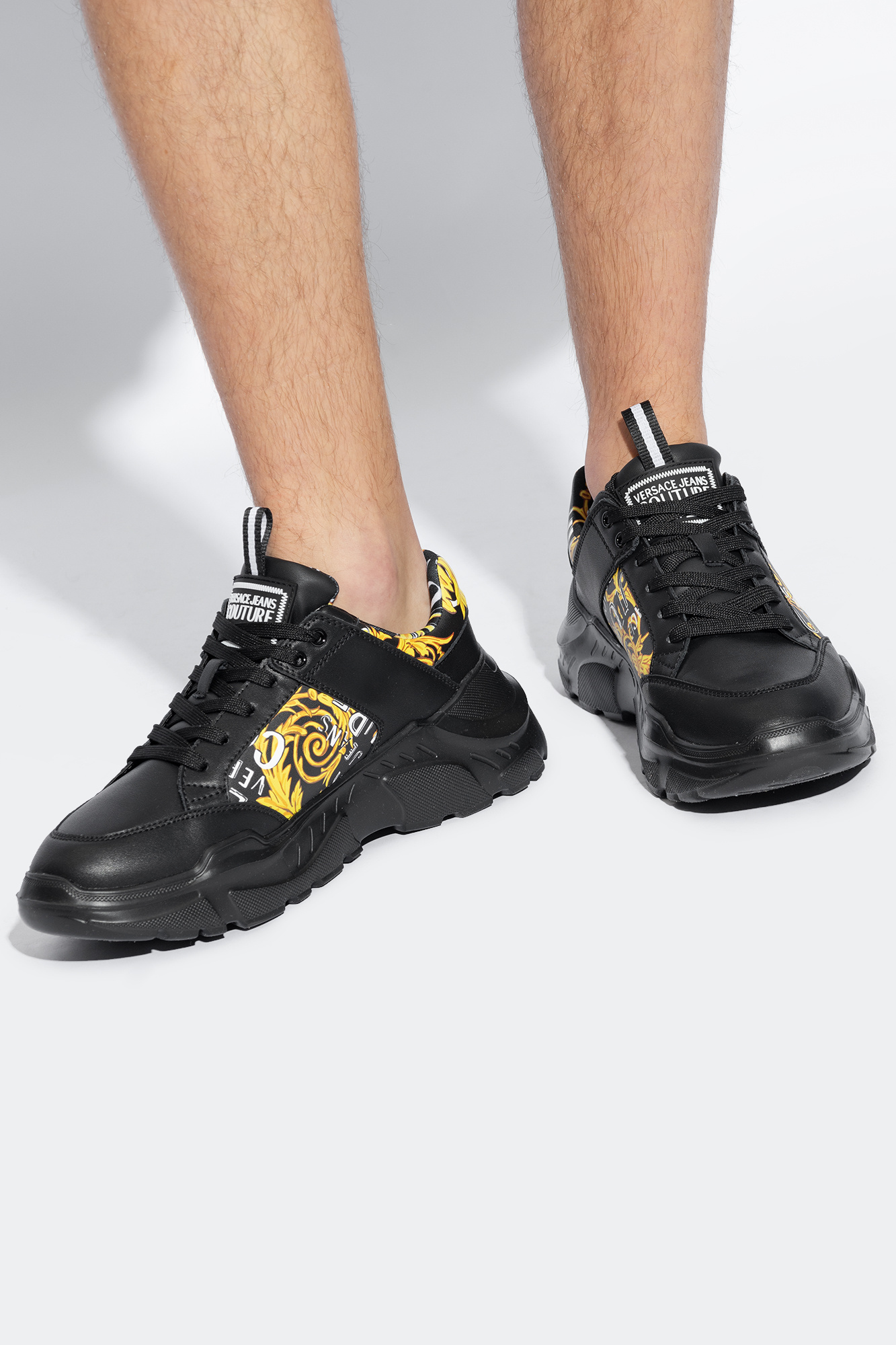 Sneakers versace outlet jeans